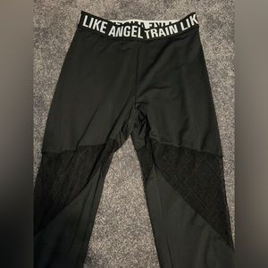 Athletic mesh cutout leggings